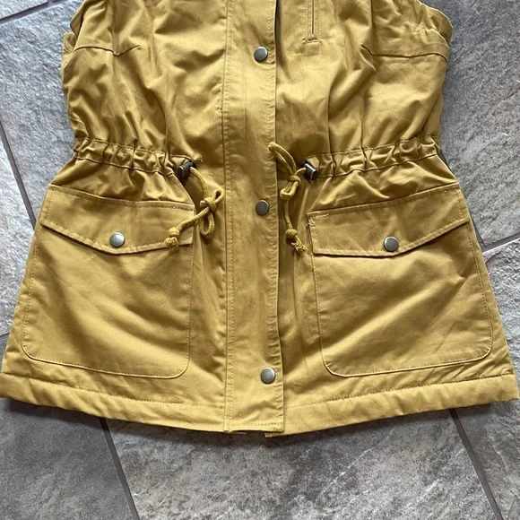 + nwot + LOVE TREE Hooded Vest - Picture 4 of 8